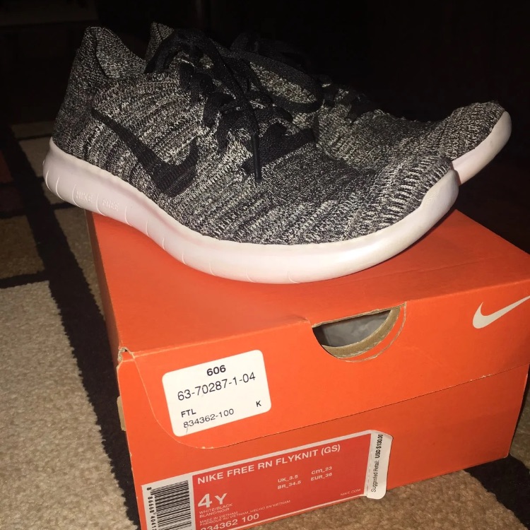 Nike Free Rn Flyknit